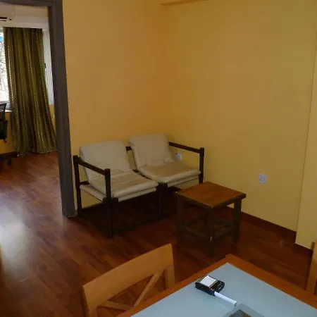 Habitación en casa particular Private In A Shared Flat *